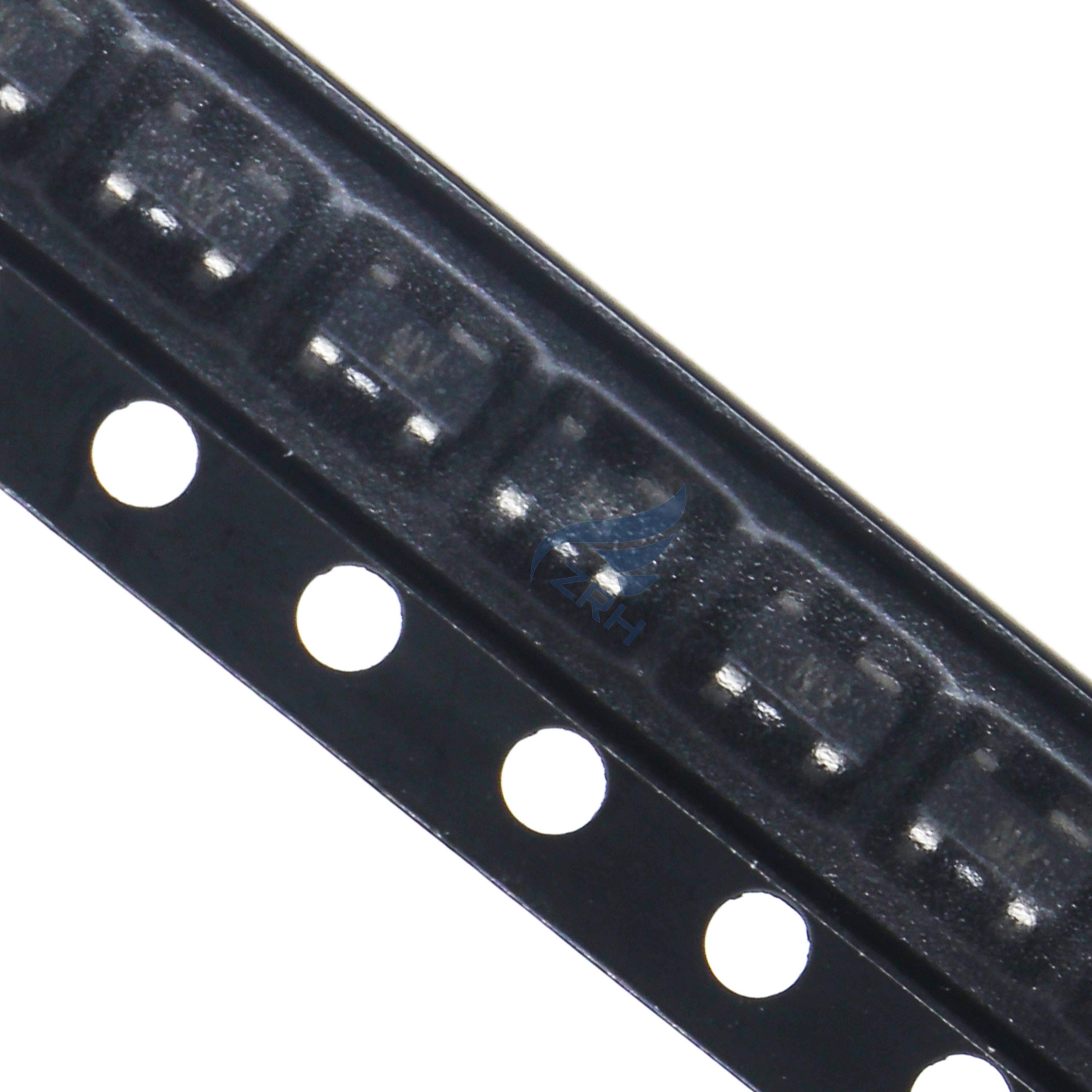 MICREL MIC8114TUY-TR SOT-143 15+ One-stop Purchase from Trustworthy Electronic Parts Distributor - 图片 2