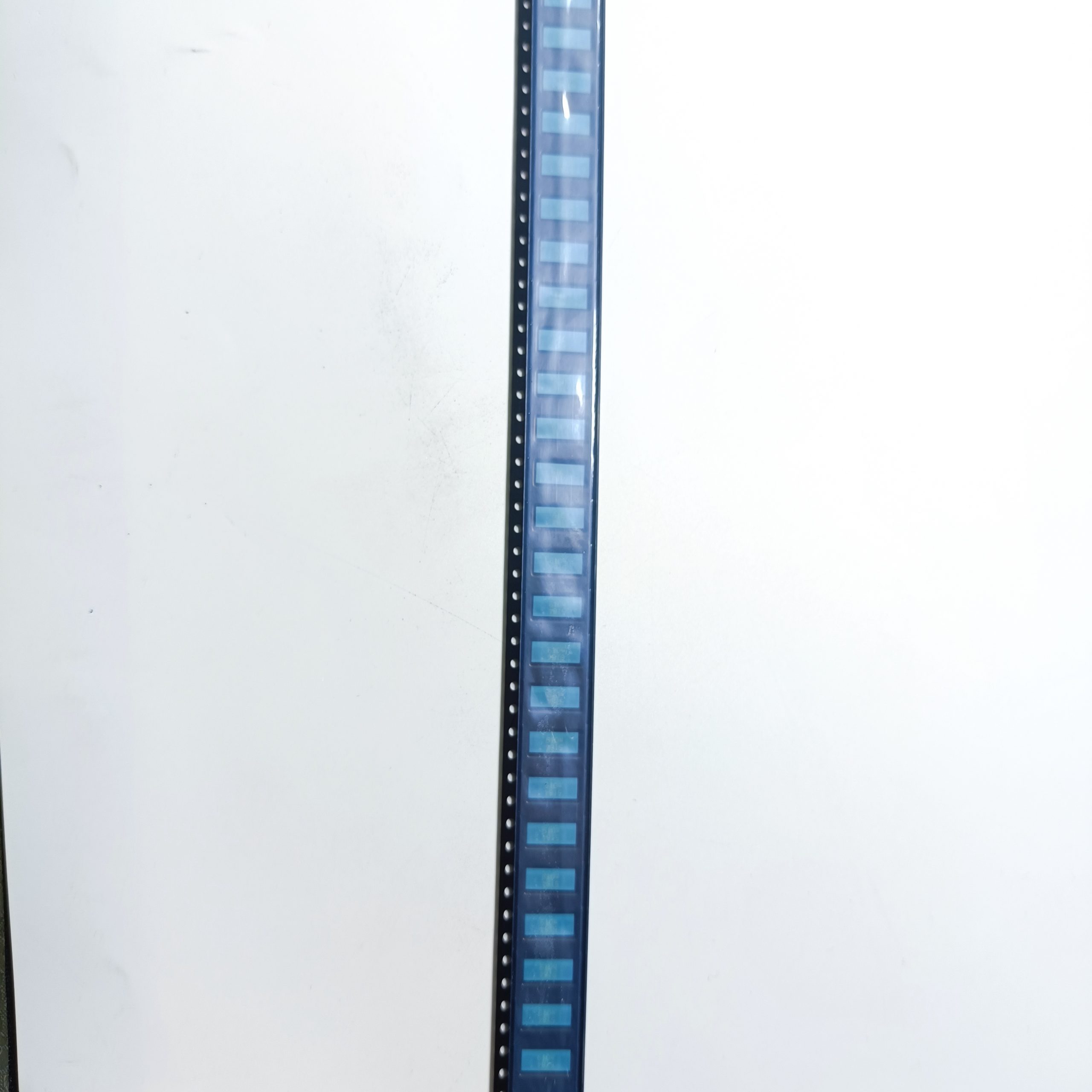 TAIYO B40251FY2045L SMD 1201+ One-stop Purchase from Trustworthy Electronic Parts Distributor - 图片 2
