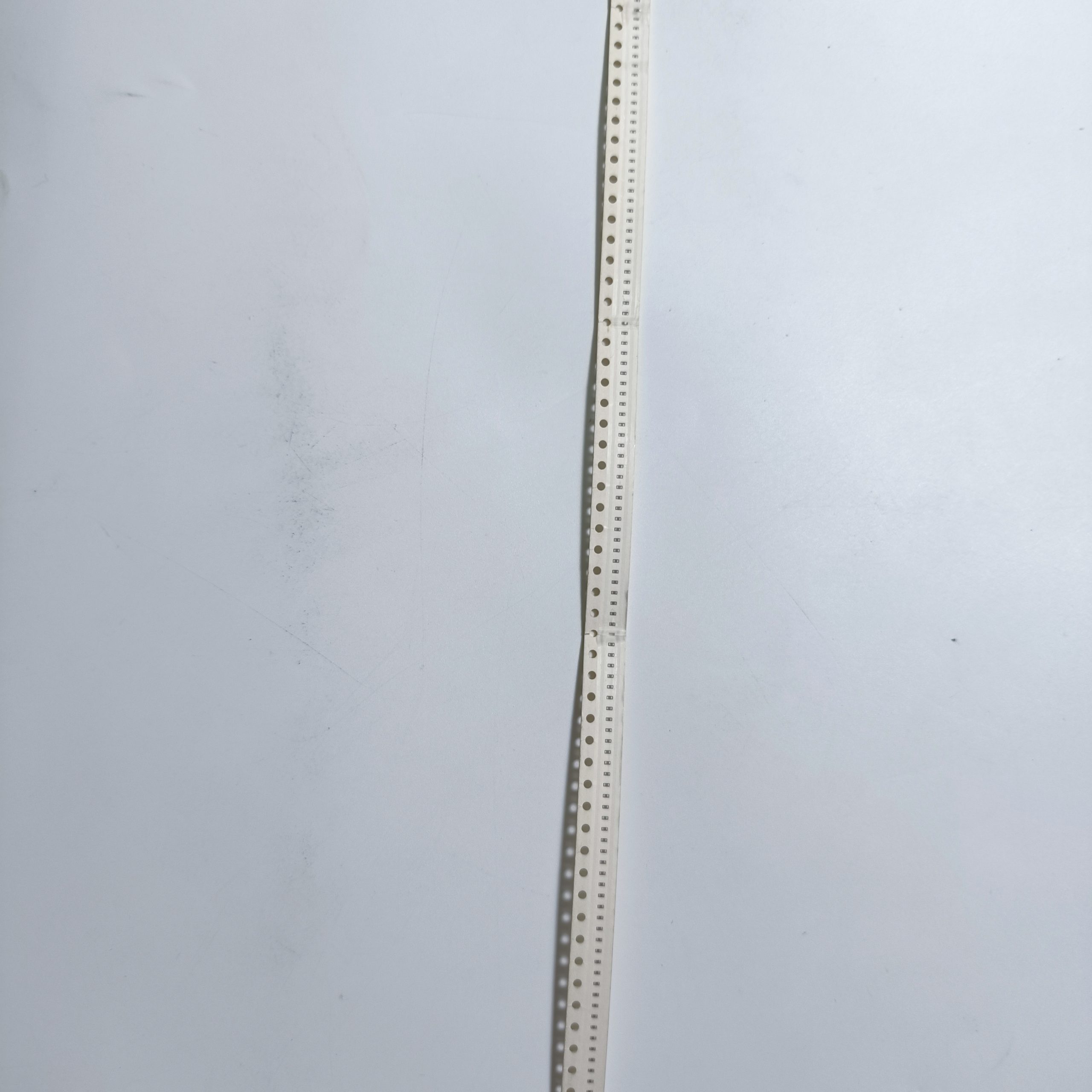 TAIYO UMK105CG330JV-F SMD-1005 15+ One-stop Purchase from Trustworthy Electronic Parts Distributor - 图片 2